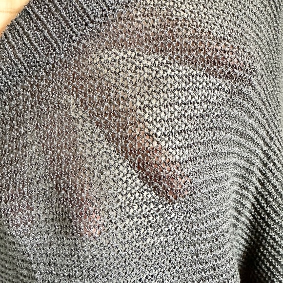 Carly Jean Los Angeles Grey Oversized Dolman Sleeve Sweater Size S/M - Picture 5 of 11